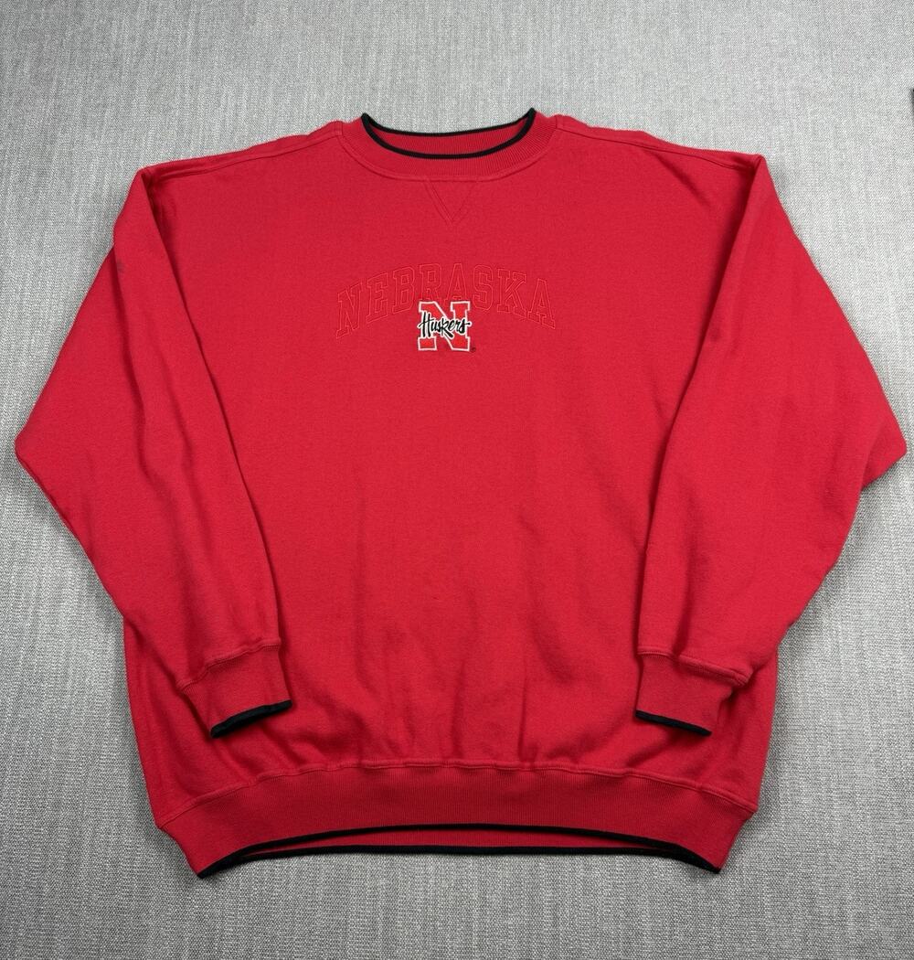 Red Oak Nebraska Huskers Embroidered Crewneck Sweatshirt Men’s XXL Red